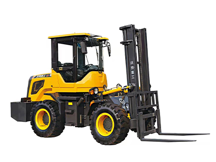 越野叉車(chē)的基本設(shè)備有什么優(yōu)勢(shì)？
